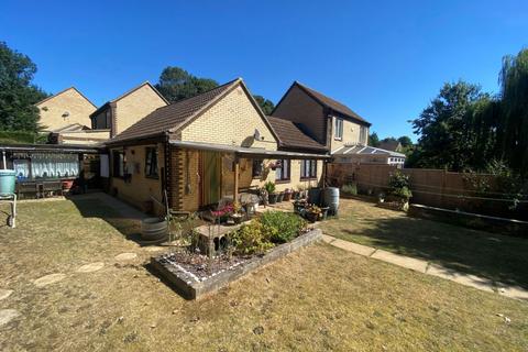 73 Ecton Park Road, Northampton, NN3 5LF