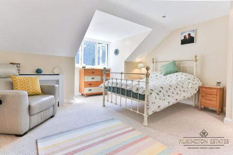 4 bedroom detached house for sale - Tavistock Road, Derriford, Plymouth, Devon, PL6