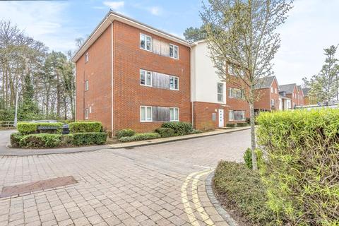 Flat 4, Acer Court, 21 Brook Avenue, Ascot, SL5 7QW