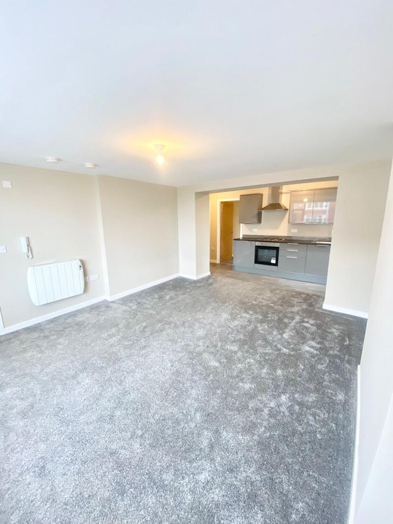 Flat 2, 15 mount vernon road s70 4 df