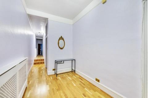 3 bedroom flat to rent, Fortune Green Road, London, NW6