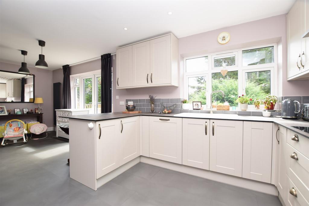 Montpelier Road, Purley, Surrey 4 bed semidetached bungalow £550,000