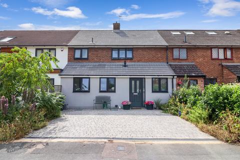 3 bedroom terraced house for sale - Helston Place, Abbots Langley, Herts, WD5