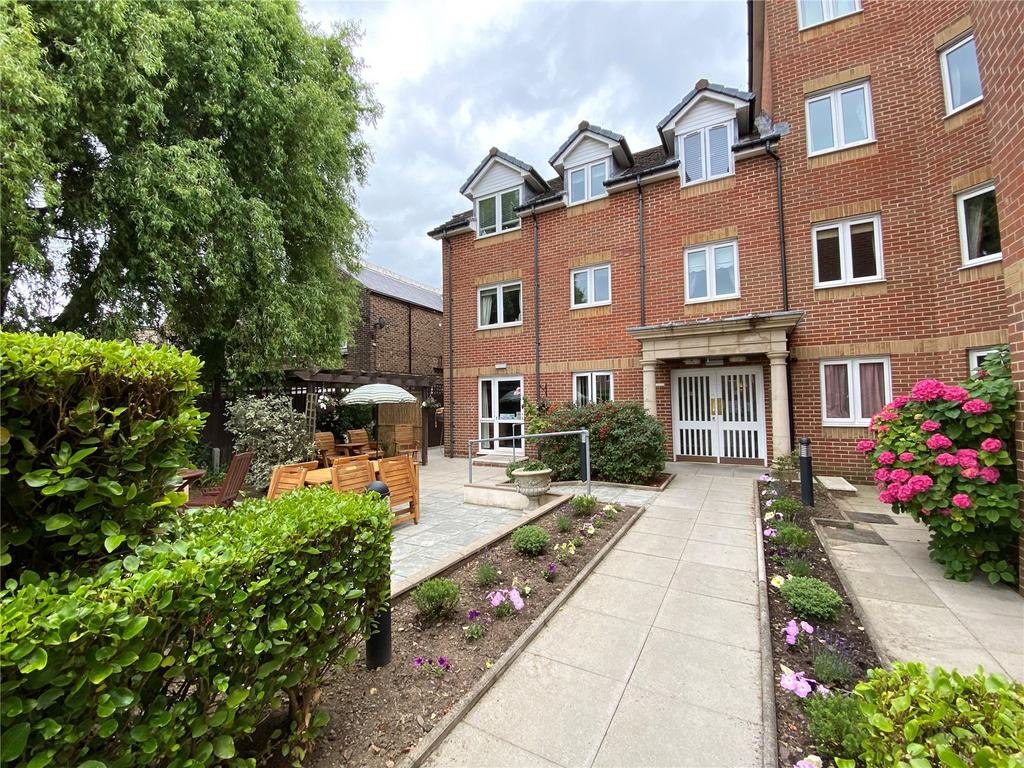 Whitley Road, Eastbourne, East Sussex, BN22 2 bed apartment for sale