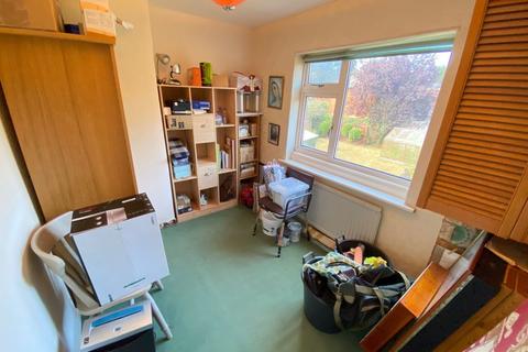 17 Danefield Road, Northampton, NN3 2LT