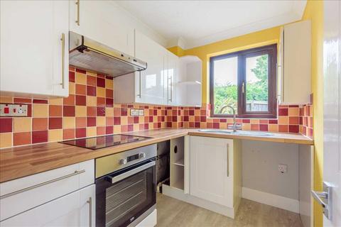 1 bedroom terraced house to rent - Albany Mews, Andover