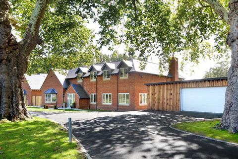 undefined, Chalfont Park, Chalfont St. Peter, Gerrards Cross, SL9