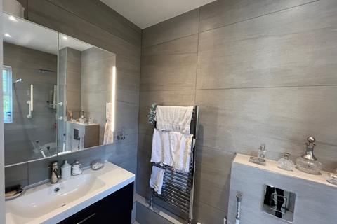 undefined, Dewlands Court, 2 Turnberry Close, London, London, NW4