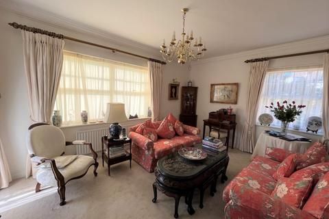 2 bedroom apartment to rent, Dewlands Court, 2 Turnberry Close, London, London, NW4