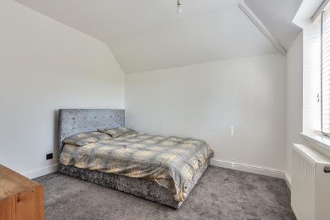 8 Addison Road, Sarisbury Green, Southampton, SO31 7ER