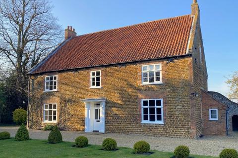 5 bedroom detached house to rent, CASTLE RISING
