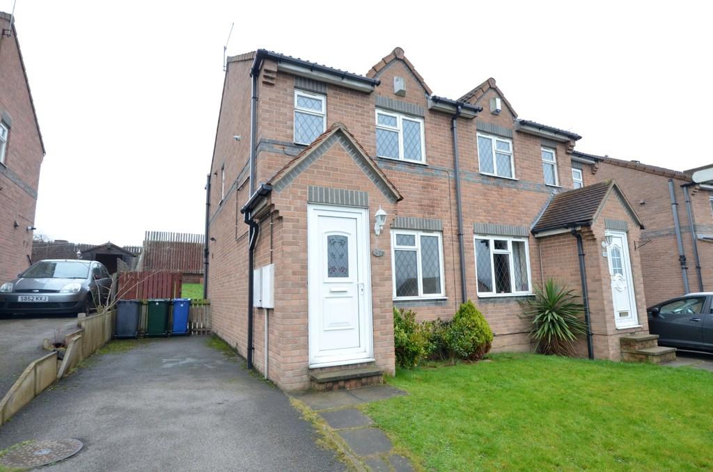 Poplar Grove, Lundwood 2 bed semidetached house £525 pcm (£121 pw)