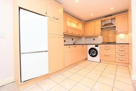 3 Wingfield Court, Banstead, SM7 2GD