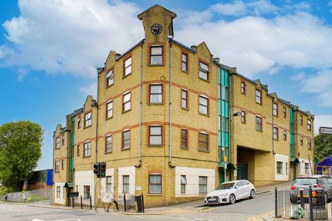 1 bedroom apartment to rent - Mermaid Court, Whightman Road
