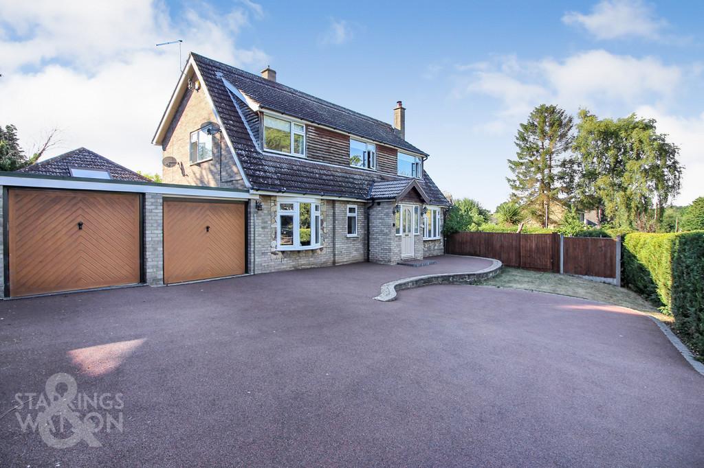 Blofield Road, Brundall, Norwich 4 bed detached house £625,000