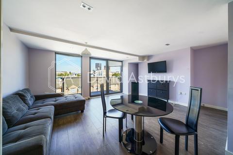 3 bedroom flat to rent, Mintern Street, Hoxton Islington, London