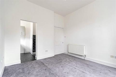 1 bedroom flat to rent, Gorgie Road, Edinburgh, EH11