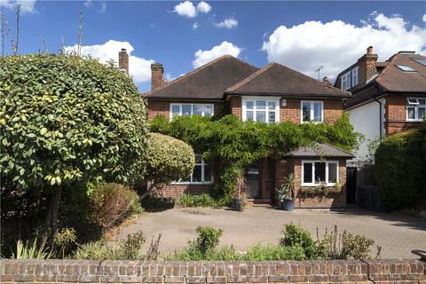 4 bedroom detached house for sale, Coombe Road, New Malden, KT3