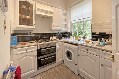 12, North Grange Clyst Heath, Exeter, EX2 7EY