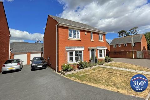 5 Coronet Close, Exeter, EX2 7QS