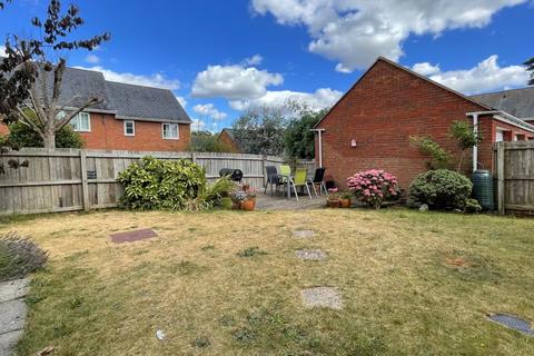 5 Coronet Close, Exeter, EX2 7QS