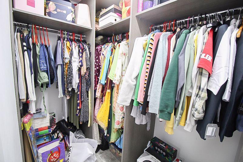 Walk-in Wardrobe