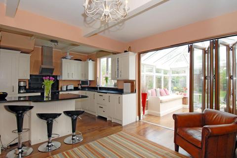 37 Strathbrook Road, London, SW16 3AT