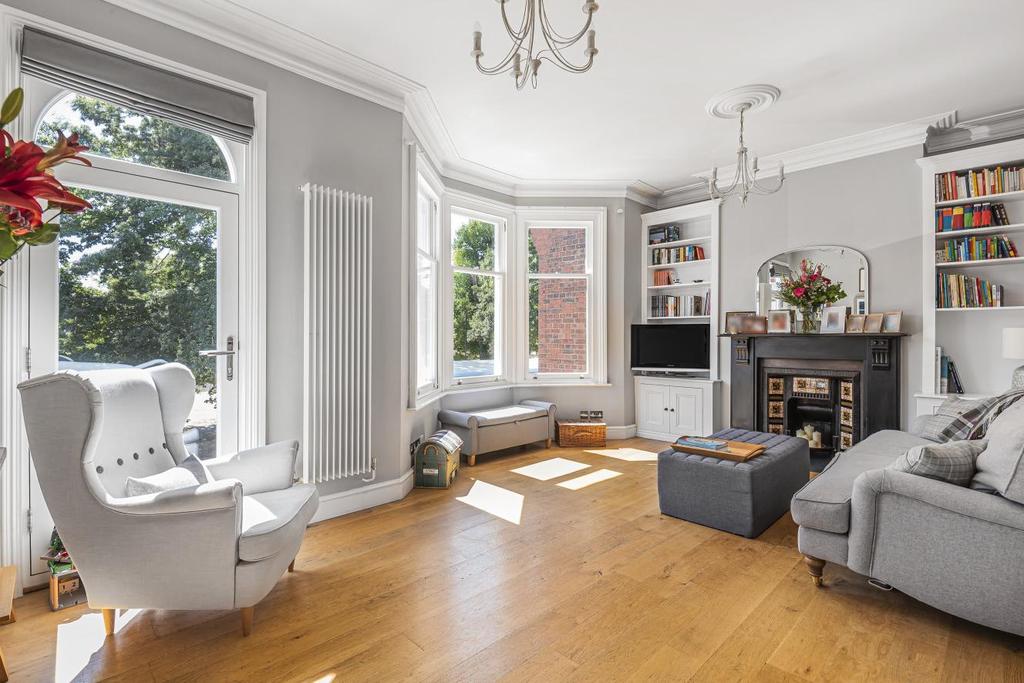 Emmanuel Road, Balham 3 bed for sale £900,000