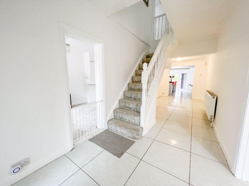 Chester Road, Streetly, Sutton Coldfield, B74 3NE 5 bed detached house