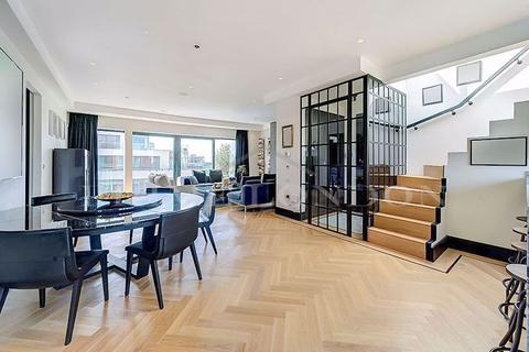2 bedroom penthouse for sale - Central Tower, Victoria, London
