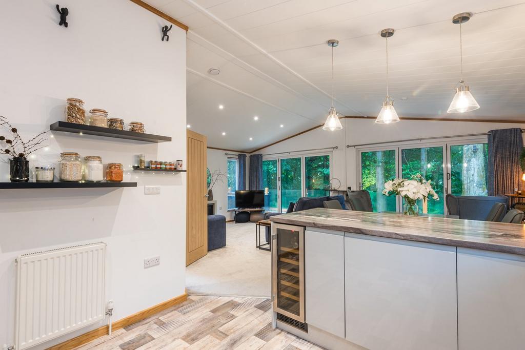 Open Plan Living/Dining Area