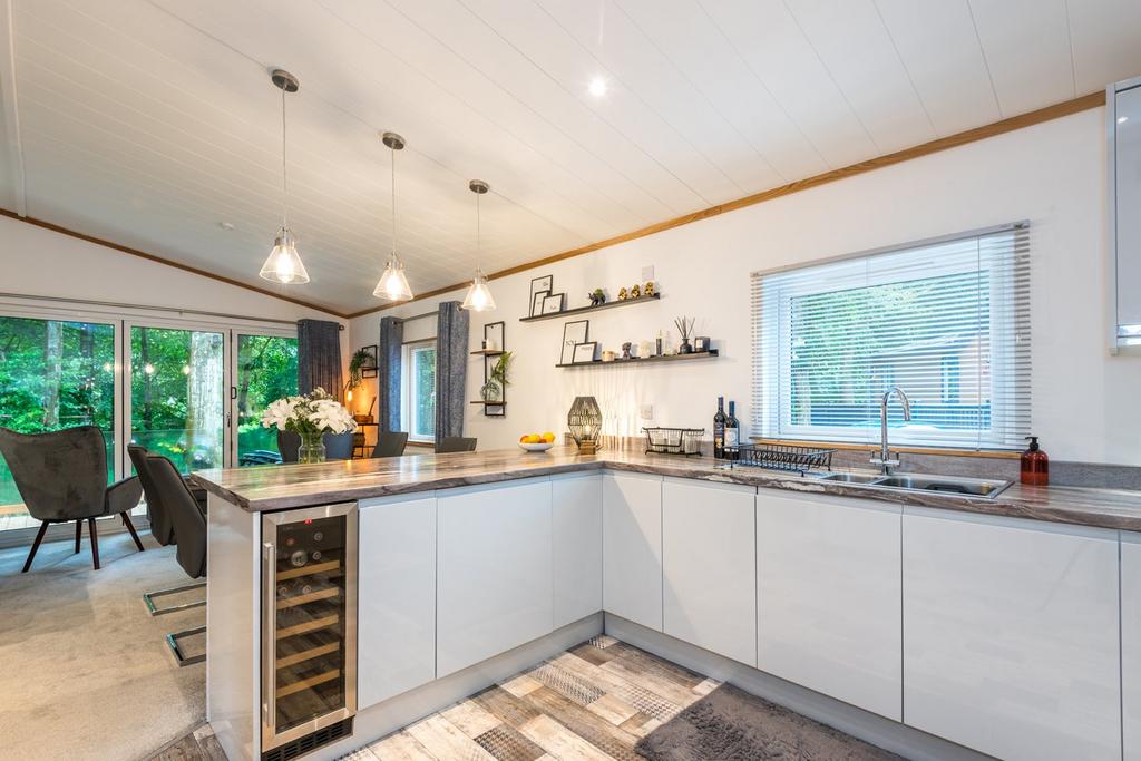 Open Plan Living/Dining Area