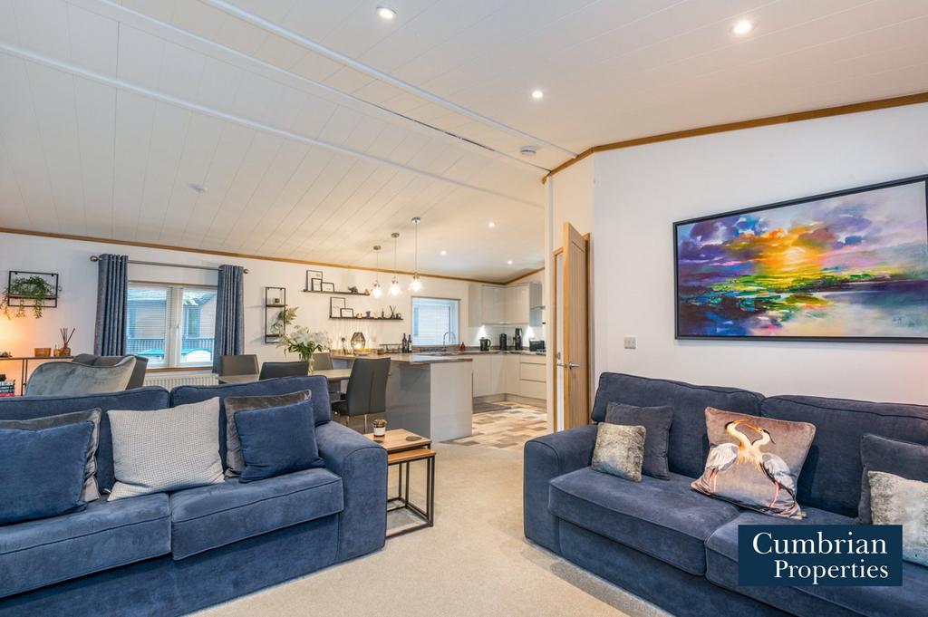 Open Plan Living/Dining Area