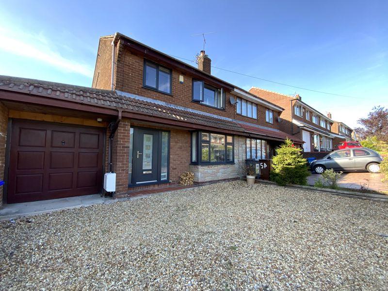 Danby Road, Newton, Hyde, SK14 3 bed semidetached house £275,000