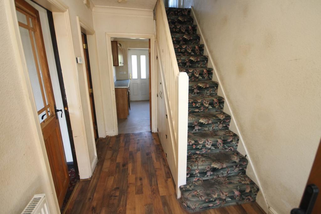 Pennine Drive, St Helens, WA9 3 bed terraced house £100,000