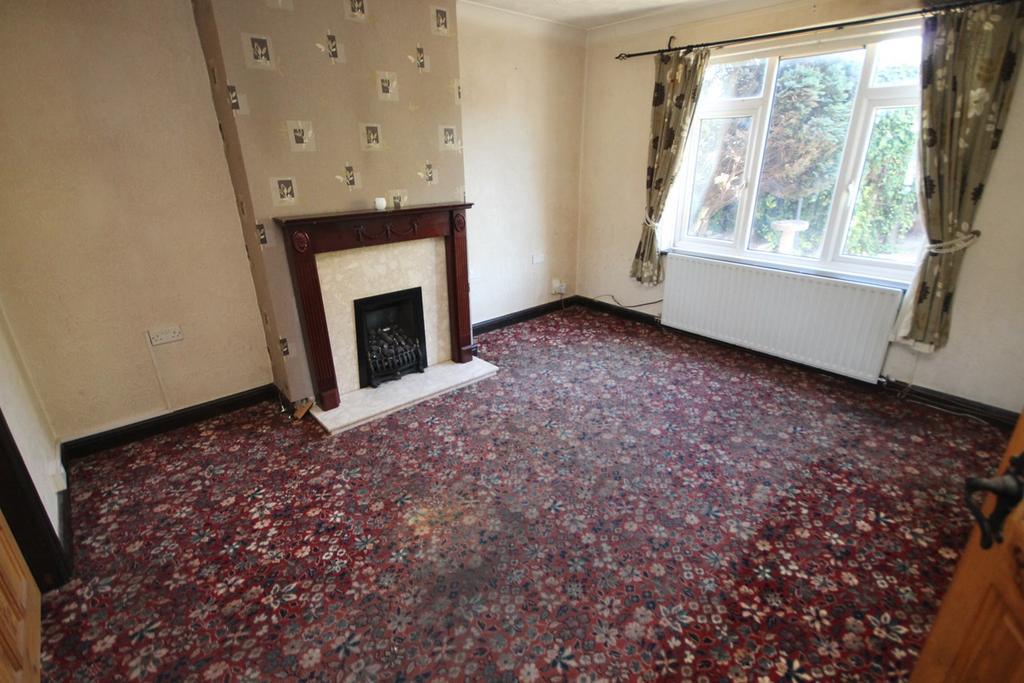 Pennine Drive, St Helens, WA9 3 bed terraced house £100,000