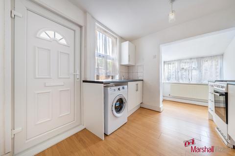 2 bedroom terraced house for sale - St James Road, WATFORD, WD18