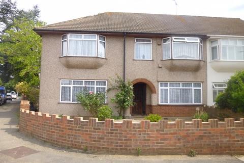 64 Langley Crescent, Hayes, UB3 5HN
