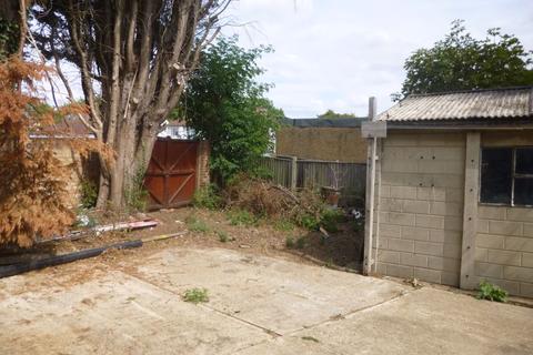 64 Langley Crescent, Hayes, UB3 5HN