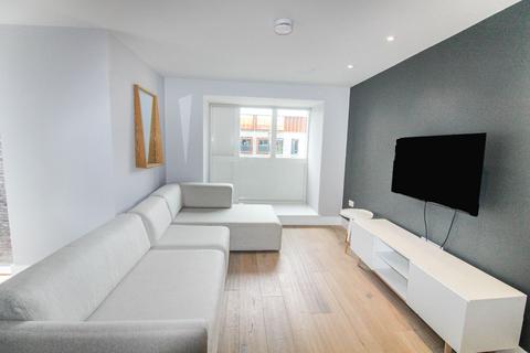 3 bedroom townhouse for sale, Roof Gardens, Arundel Street, Manchester