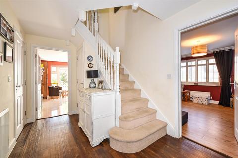 16 Appleton Close, Clanfield, Waterlooville, PO8 0ZG