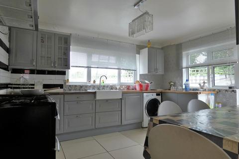 53 Stanbrook Road, Gravesend, DA11 0JW