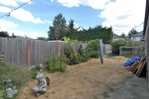 197 Colyer Road, Northfleet, Gravesend, DA11 8AT
