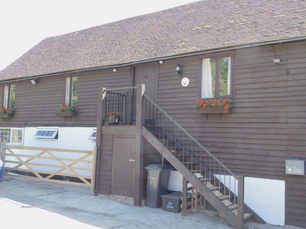 Telham Lane, Battle 2 bed flat £1,050 pcm (£242 pw)