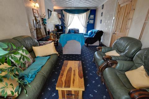 16 Lando Road, Pembrey, Burry Port, SA16 0UR