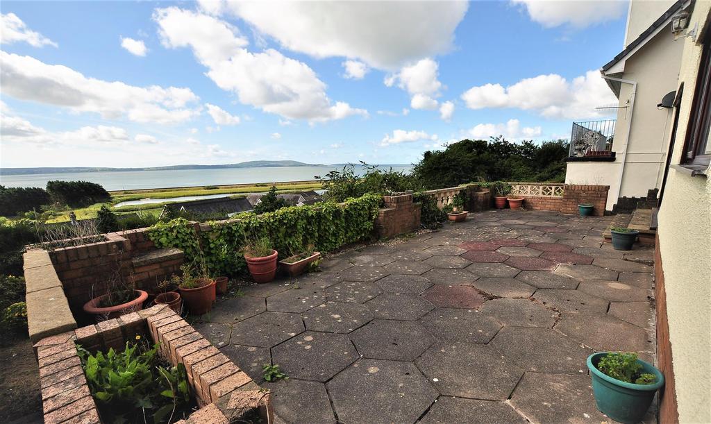 Elgin Road, Pwll, Llanelli 3 bed detached house £275,000