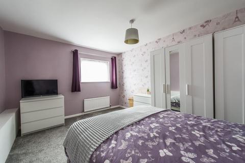 41 Page Close, Bean, Dartford, DA2 8BX