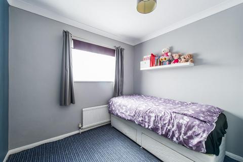 41 Page Close, Bean, Dartford, DA2 8BX