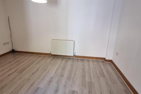 2 Castlegate Mews, Thirsk, YO7 1HP