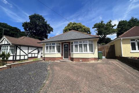 28 Mon Crescent, Southampton, SO18 5QU